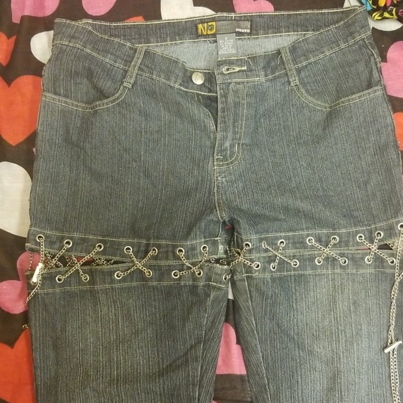 Black jeans capri or shorts with chains - Picture 8 of 8